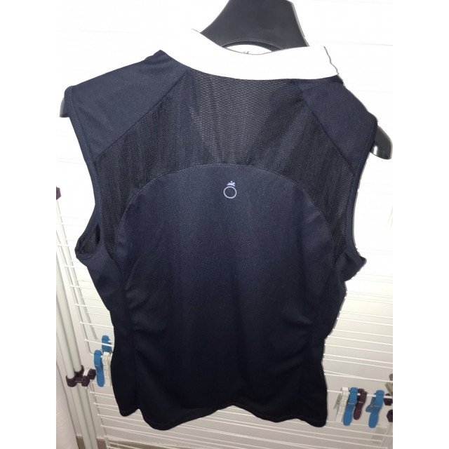 Pantalons, veste, polos, chaussettes