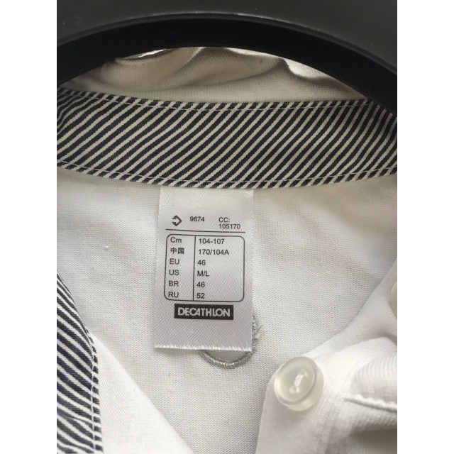 Pantalons, veste, polos, chaussettes