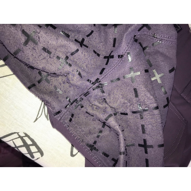 Pantalons, veste, polos, chaussettes