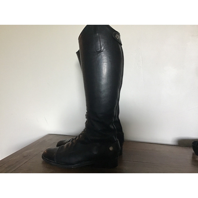 Bottes cuir pointure 37-38