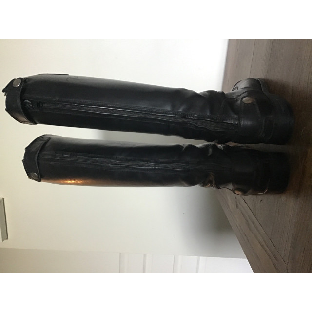 Bottes cuir pointure 37-38