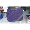 Tapis bleu marine