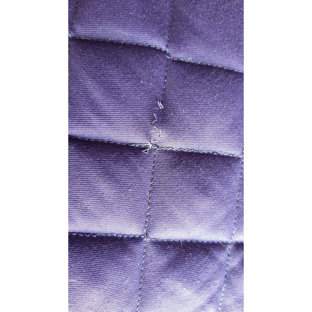 Tapis bleu marine