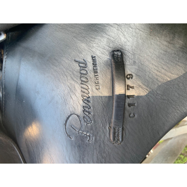 Selle en cuir Pennwood