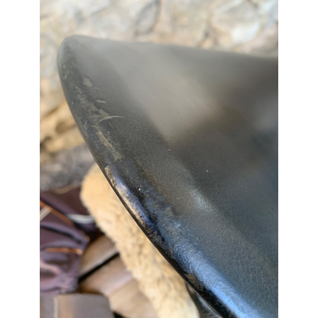 SELLE FORESTIER NOIRE