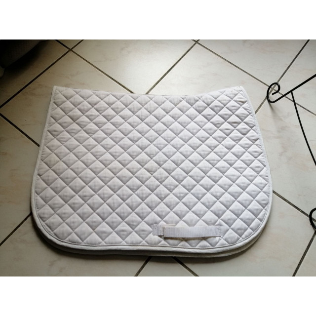 Tapis blanc