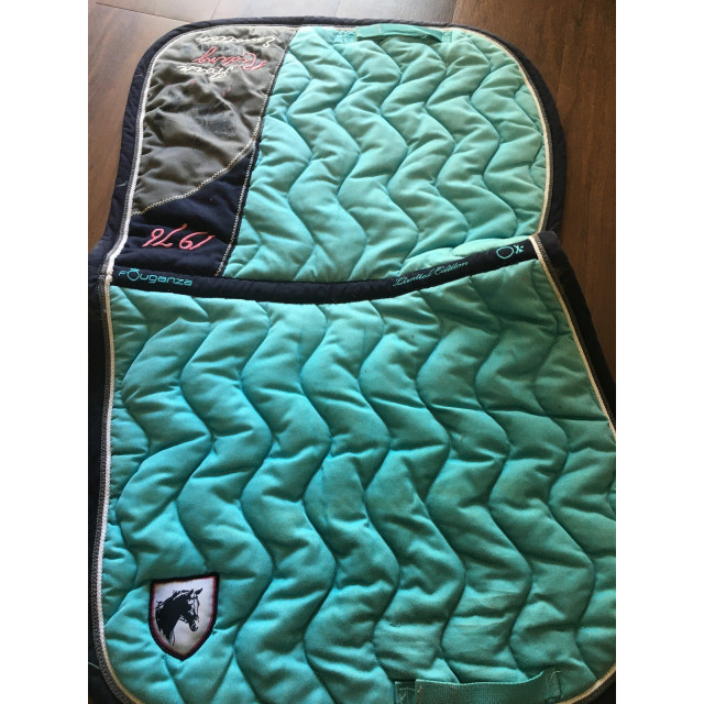 Tapis fouganza bleu turquoise