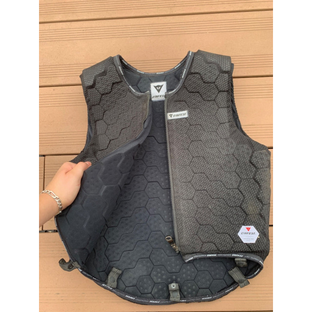 Protège dos agrée Cross dainese