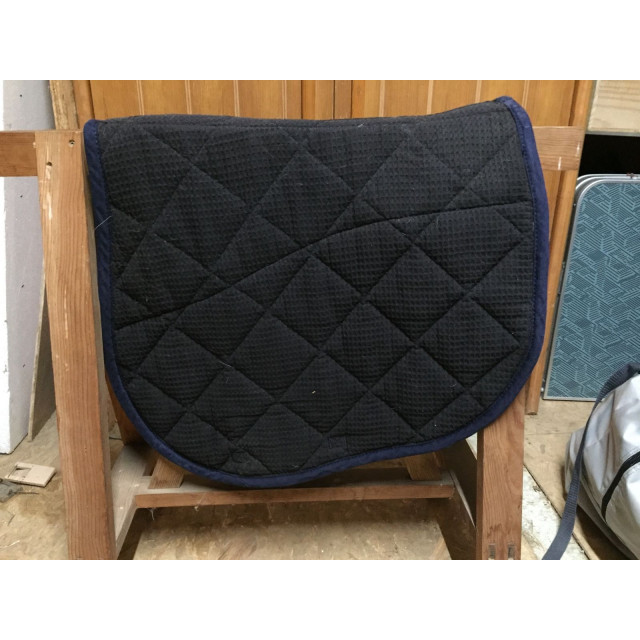 tapis fouganza  bleu turquoise en trés bonne ètat