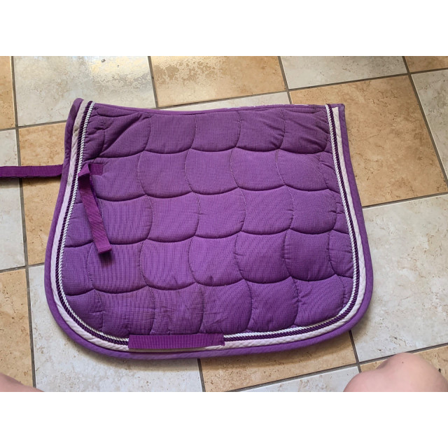 Tapis equitheme violet