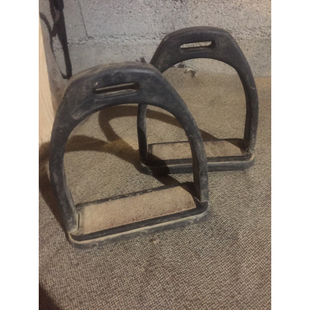 Étriers taille adulte