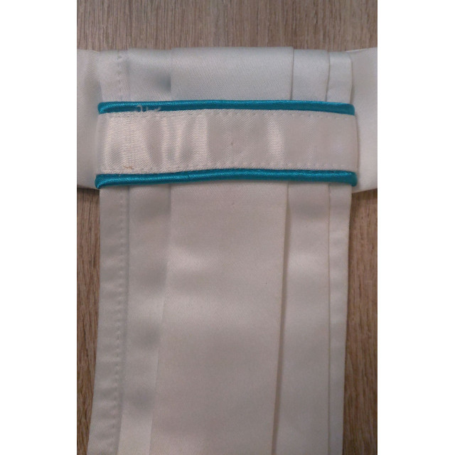 Cravate de dressage