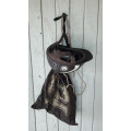 CASQUE AVEC SACS DE PROTECTION