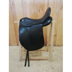 Selle de dressage sellier indépendant