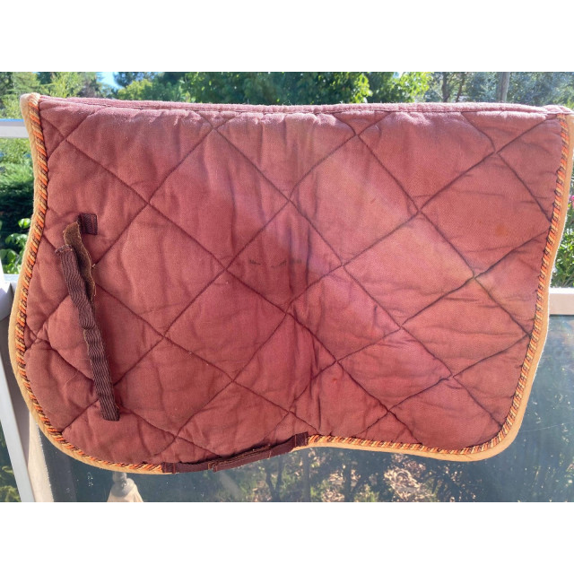 tapis taille poney bordeaux