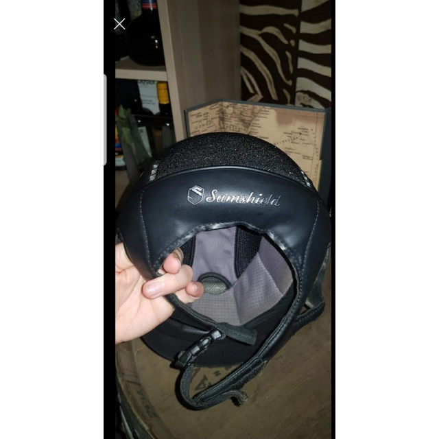 Bombe samshield shadowmatt swarovski noir