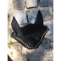 Bonnet noir poney
