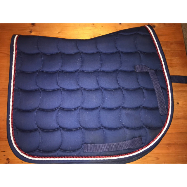 tapis bleu marine