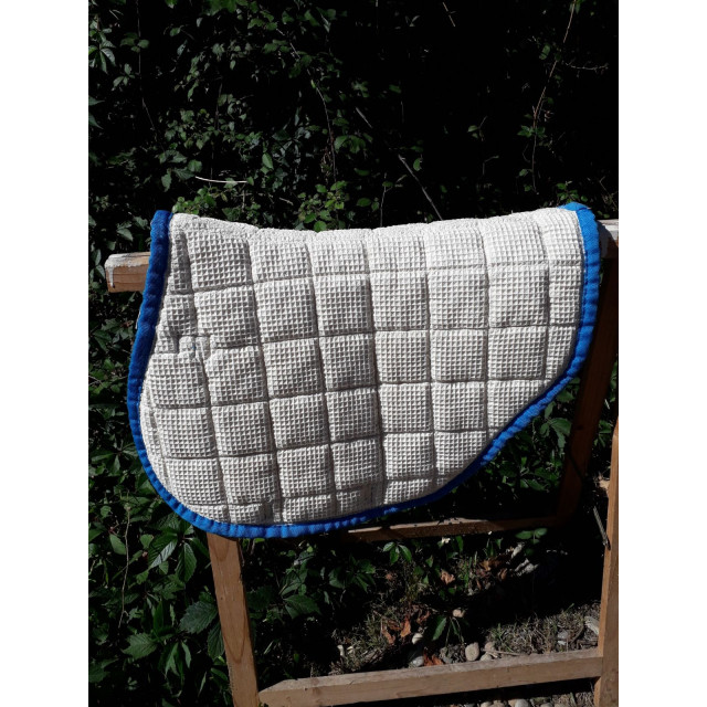 Tapis bleu coupé sport