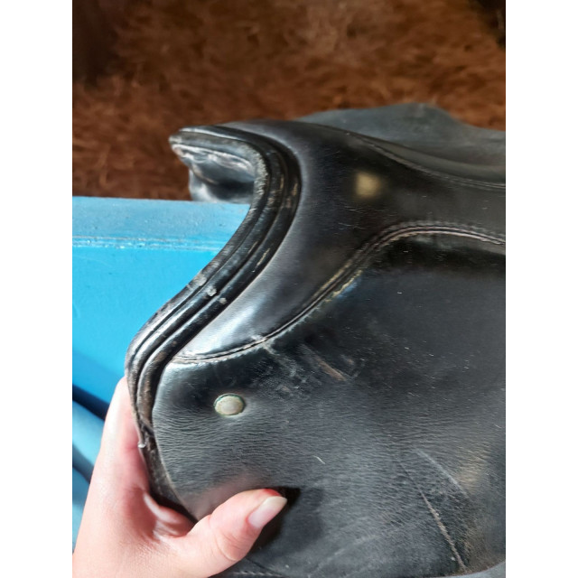 Selle dressage 17.5'