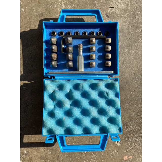Boîte crampons Michel Vaillant