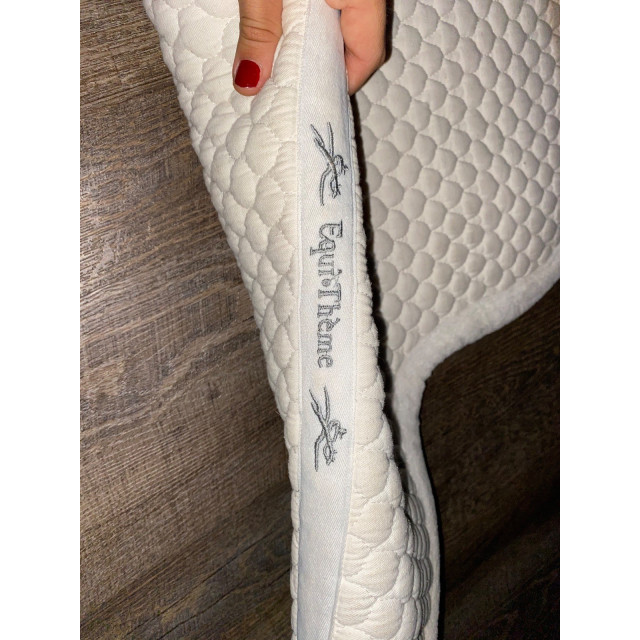 Tapis forme de selle blanc