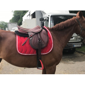 selle 2GS mademoiselle finition rouge 2019