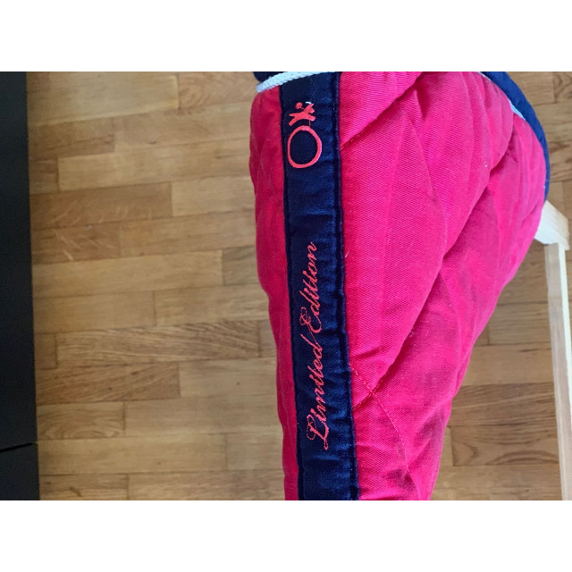 Tapis fouganza rouge limited edition