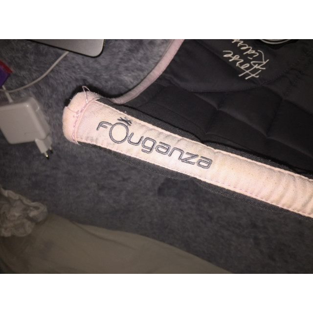 Tais gros et rose Fouganza