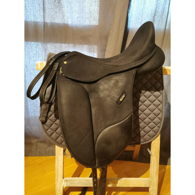 Selle dressage Isabel Werth 17,5" CAIR