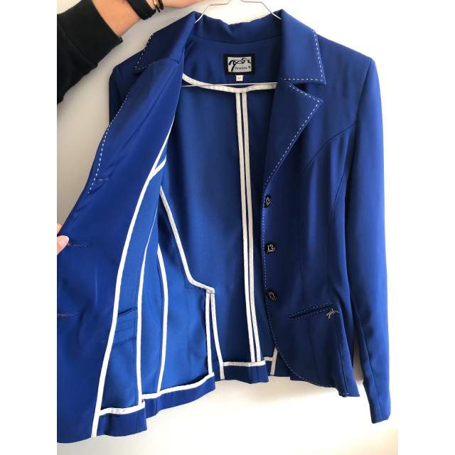 VESTE Pénélope Leprévost