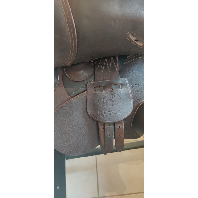 Selle CSO Hervé Godignon avec housse équipée (étriers étrivières amortisseur)