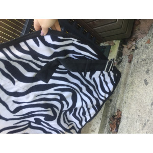 Couverture polaire zèbre