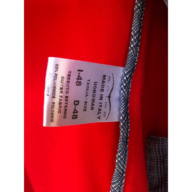Veste animo rouge