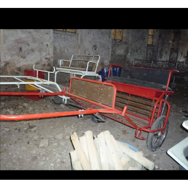 Caleche type Dresseuse 3 places