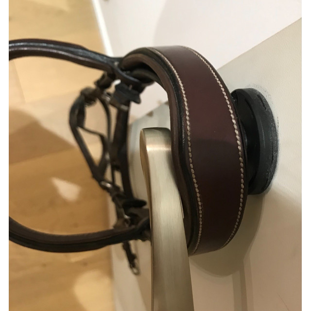 Filet muserolle croisée cuir