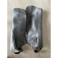 Boots et chaps cuir