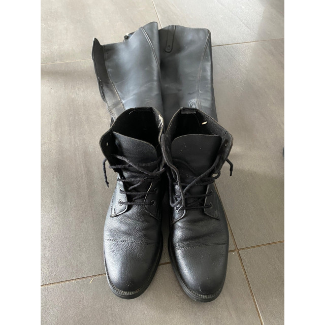 Boots et chaps cuir
