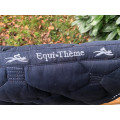 Tapis bleu marine