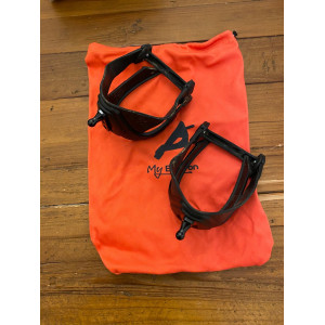 Éperon flex on noir