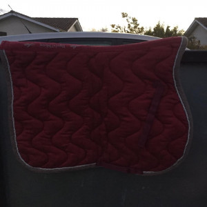 Tapis EQUITHEME bordeaux