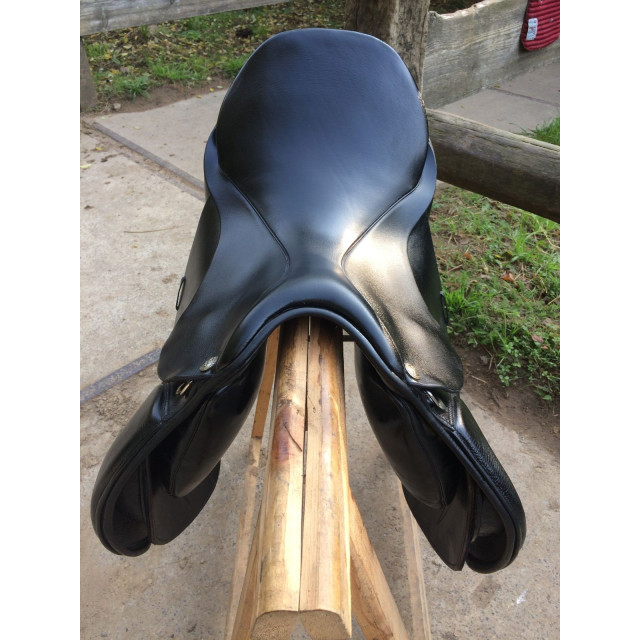 A vendre selle Sommer Opus VS.