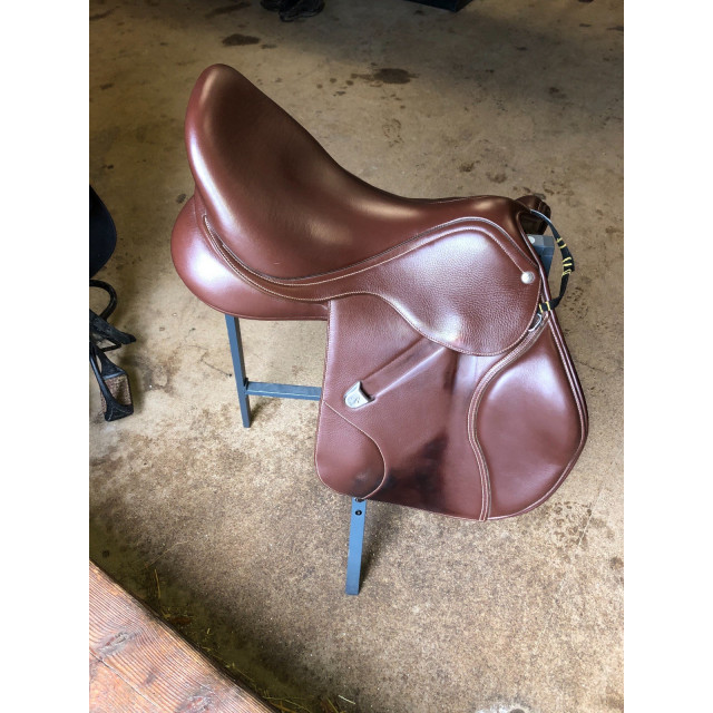 Selle Bates Elevation