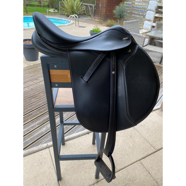 Selle tekna synthétique