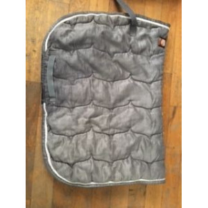 TAPIS GRIS LEGEREMENT SATINE