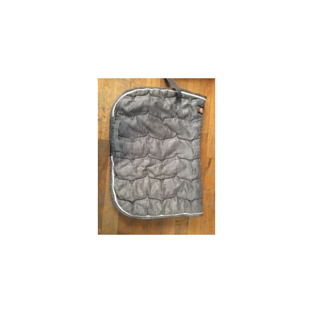 TAPIS GRIS LEGEREMENT SATINE