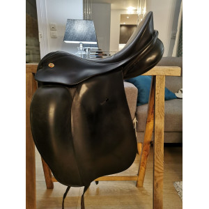 selle de dressage KN 18"