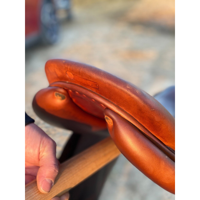 Selle BUTET plate