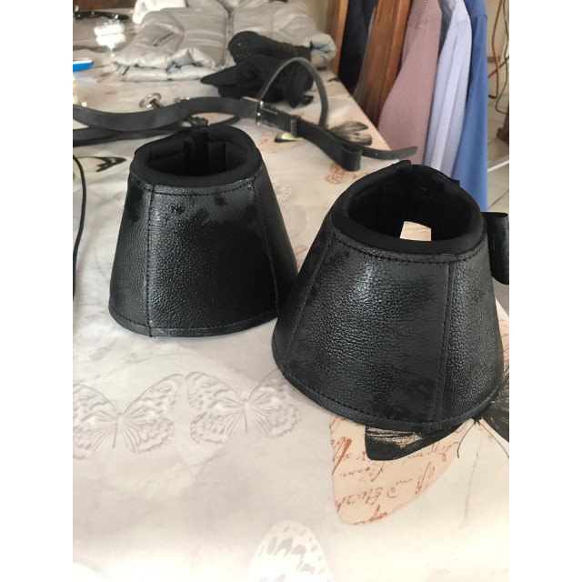 cloche noir norton