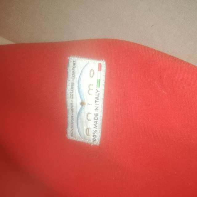 Veste animo rouge